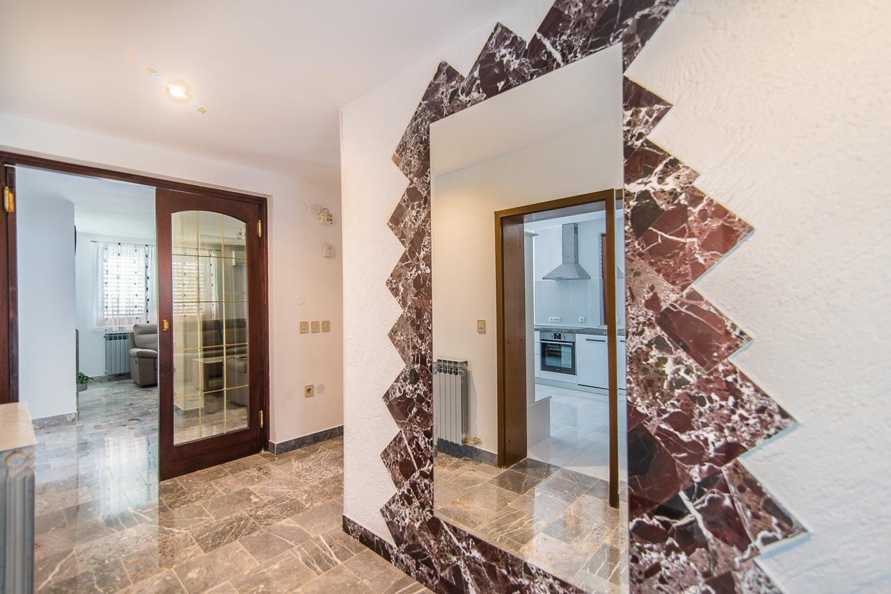 Apartments Dino Porec Exterior photo